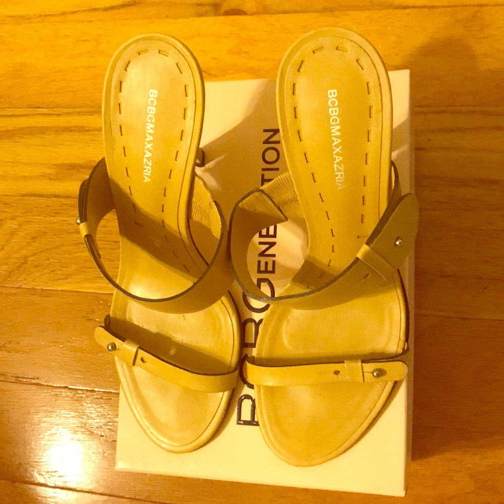 BCBG heels/ sandals. Lightly used.